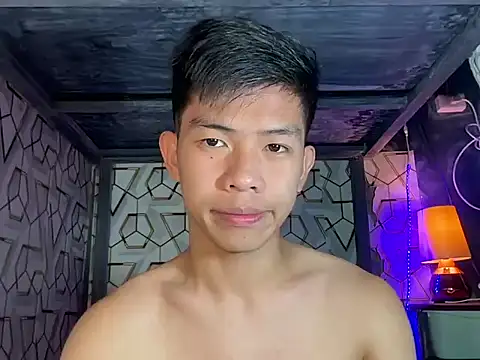 Clyde_hugecock Show Webcam