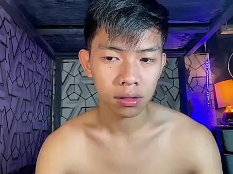 عرض كام Clyde_hugecock