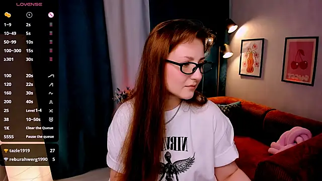 velvet_cherry_'s Live XXX Chat