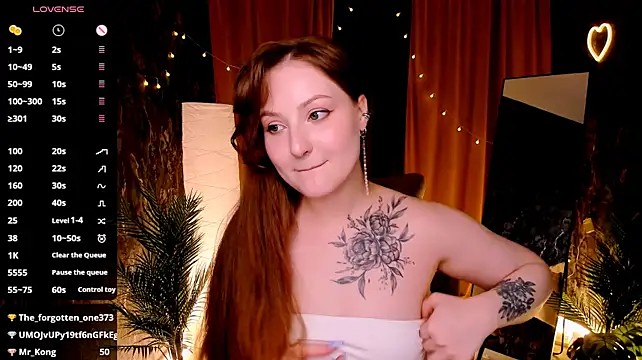 XXX chat uživo modela velvet_cherry_