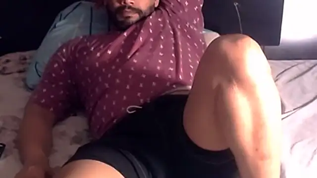 musclehetero Adlı Modelin Canlı XXX Sohbeti