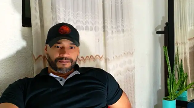 musclehetero Show Webcam