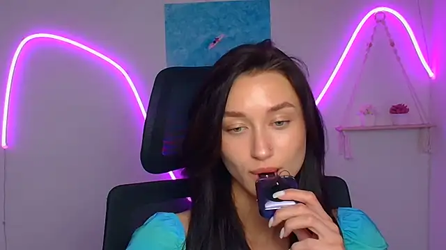Stella_XO: онлайн-секс-чат