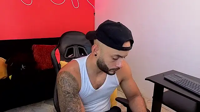 Mike_savage3's Webcam Show