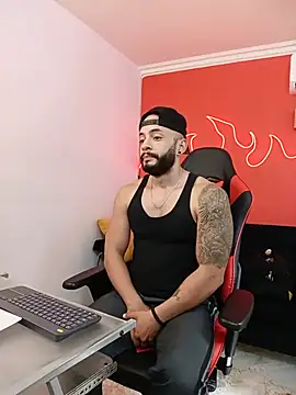 Mike_savage3 Show in webcam