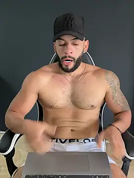 Mike_savage3's Webcam Show