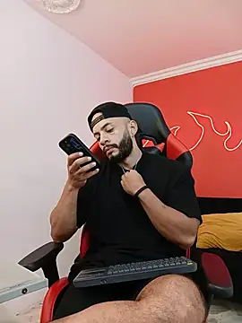 Mike_savage3: διαδικτυακό σόου στην κάμερα