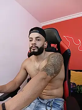 Mike_savage3 Adlı Modelin Web Kamerası Şovu