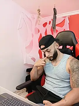 Mike_savage3 Show Webcam
