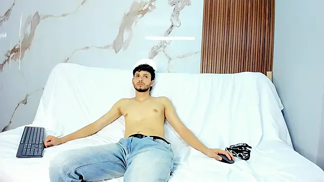 Chat XXX ao vivo de dracke_and_zara