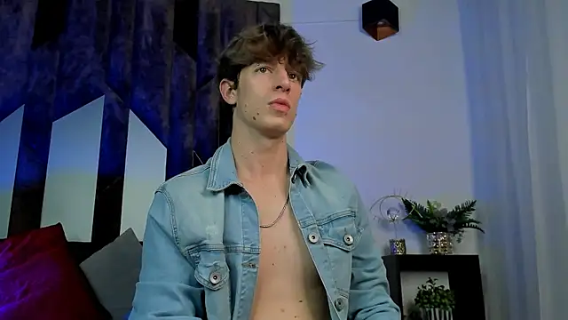Ostin_Saints' Webcam Show