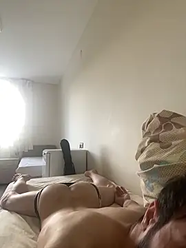 عرض كام italianbaby001