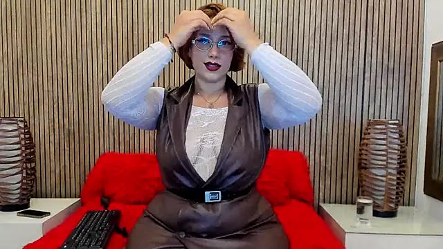MillyHotsoon's Live XXX Chat
