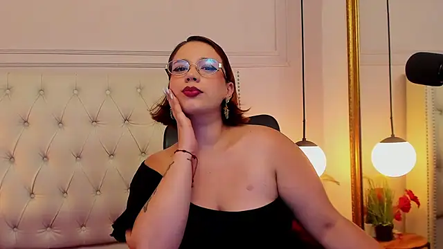 دردشة MillyHotsoon الجنسية المباشرة