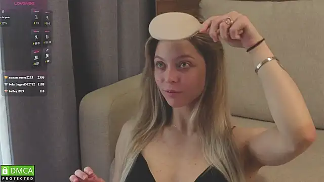 Chat +18 de EmilieLong ao vivo