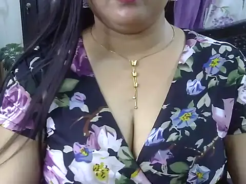 Natasha_pihun Webbikameraesitys