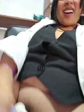 Chat XXX en directo de JustSamantha_