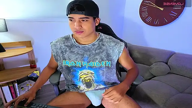 Show modela ken_blakerr na web-kameri