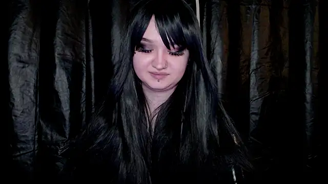 Miss_SamantaBlack 现场性爱视讯表演
