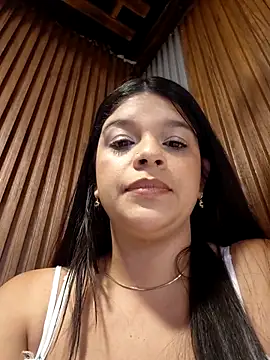 Layla-daring – Naživo XXX chat