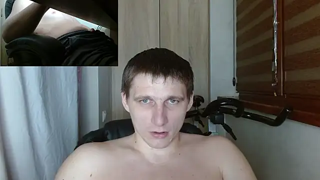 Poliglotjoe1 Chat XXX in diretta