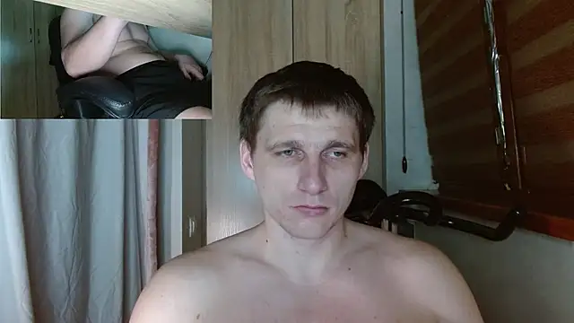 Chat XXX en directo de Poliglotjoe1