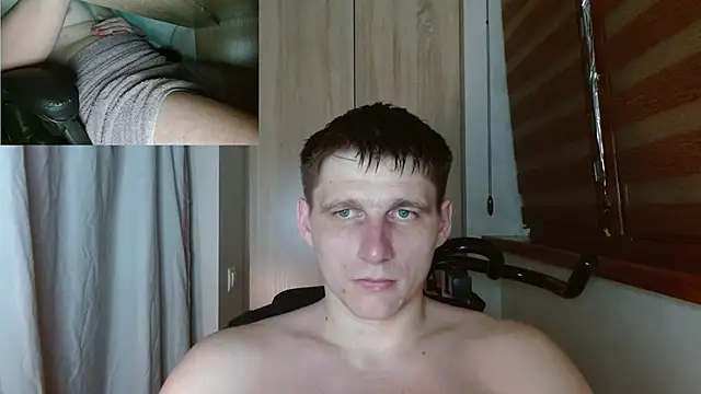 Вебкам-шоу Poliglotjoe1