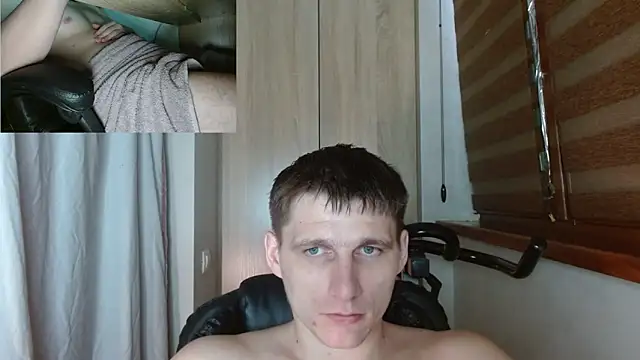 Show modela Poliglotjoe1 na web-kameri