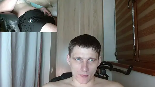 Show modela Poliglotjoe1 na web-kameri