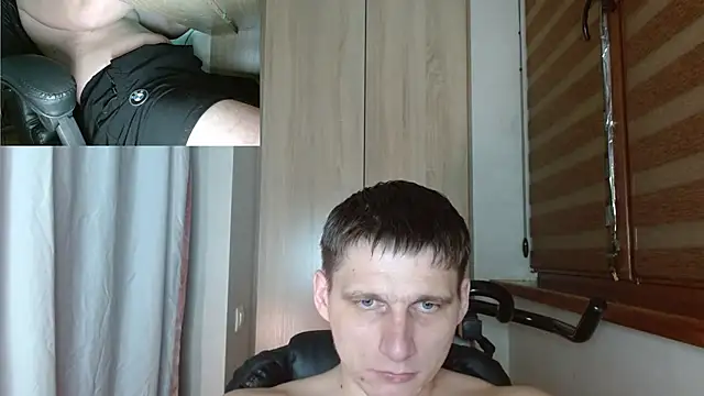 Show modela Poliglotjoe1 na web-kameri