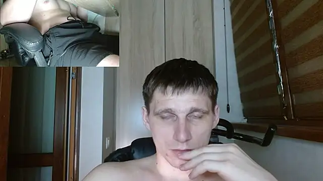 Вебкам-шоу Poliglotjoe1