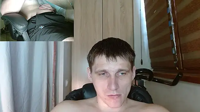 Poliglotjoe1n Webbikameraesitys