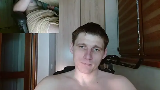 Show modela Poliglotjoe1 na web-kameri