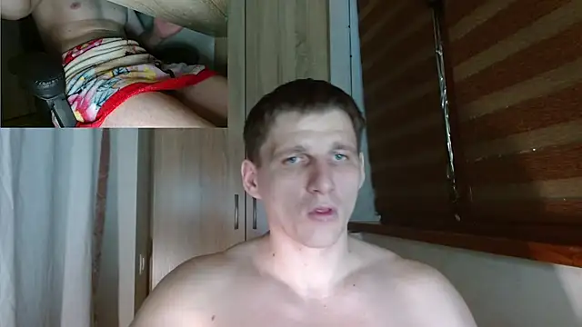 Show modela Poliglotjoe1 na web-kameri