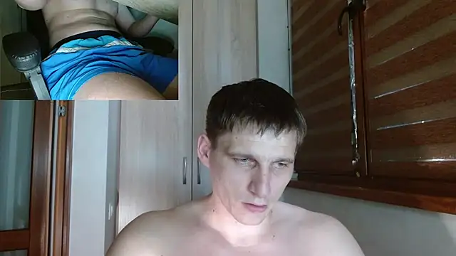 Show modela Poliglotjoe1 na web-kameri