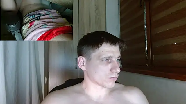 Вебкам-шоу Poliglotjoe1