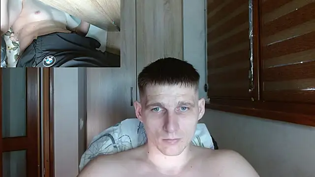 Show modela Poliglotjoe1 na web-kameri