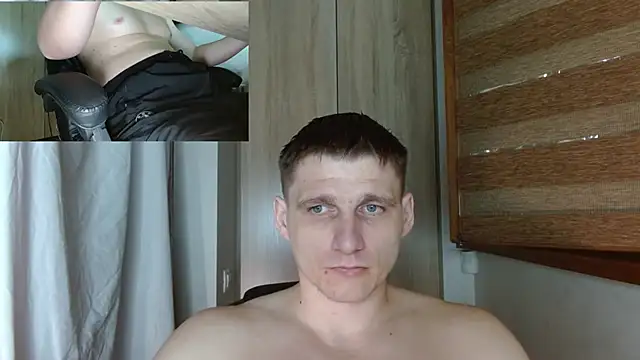 Show modela Poliglotjoe1 na web-kameri