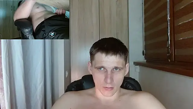 Show modela Poliglotjoe1 na web-kameri