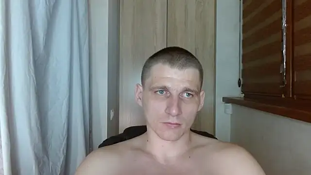 Вебкам-шоу Poliglotjoe1