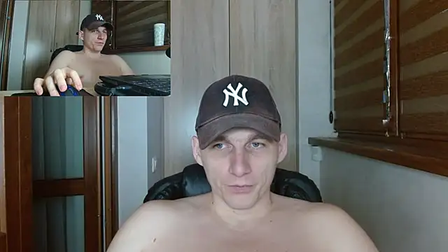 Show modela Poliglotjoe1 na web-kameri