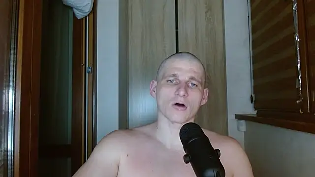 Webkamerová show Poliglotjoe1