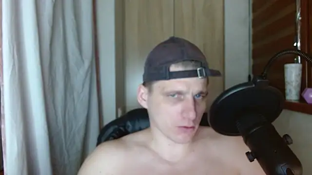 Poliglotjoe1 Webcamshow