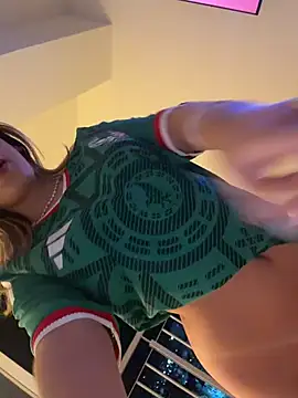 saliha_pinky_'s Webcam Show
