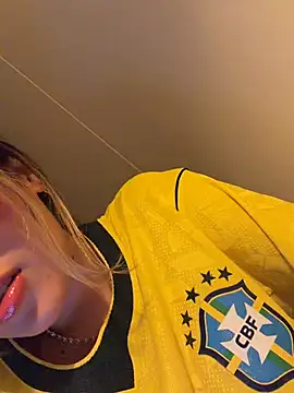 Show de saliha_pinky_ na webcam