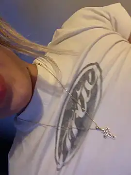 saliha_pinky_n Live chat-huone