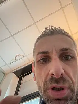 Ragahotitalia Webcam show