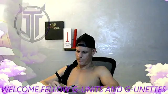 JockNThirsty: διαδικτυακό σόου στην κάμερα