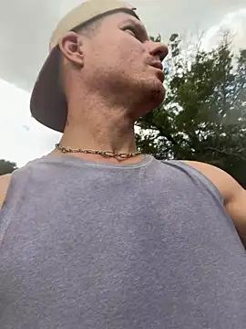Pokazy przed kamerką – JockNThirsty