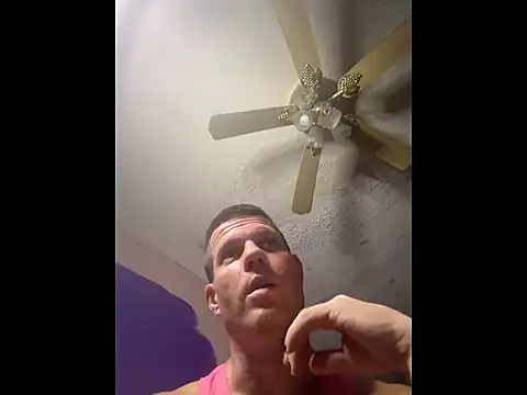 JockNThirsty Pertunjukan Webcam